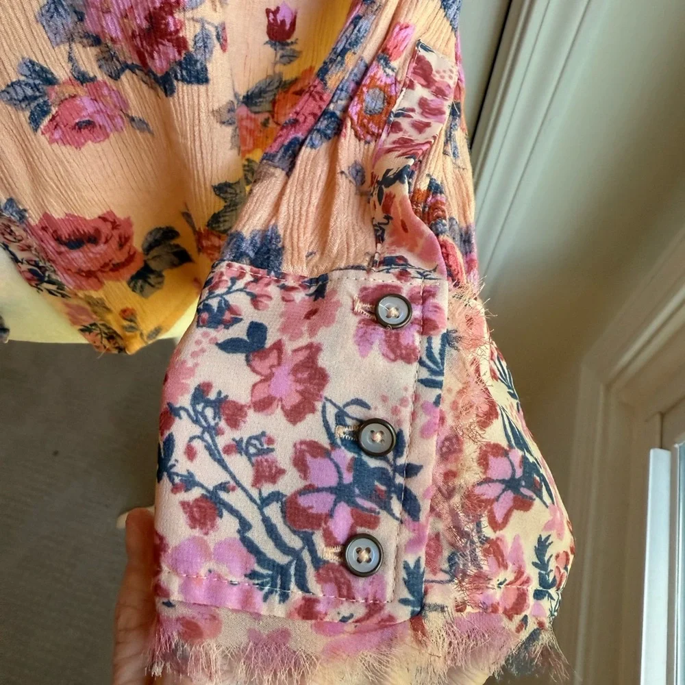 Free People Boho Floral Pink Peach Blouse Sz Large - Picture 7 of 8